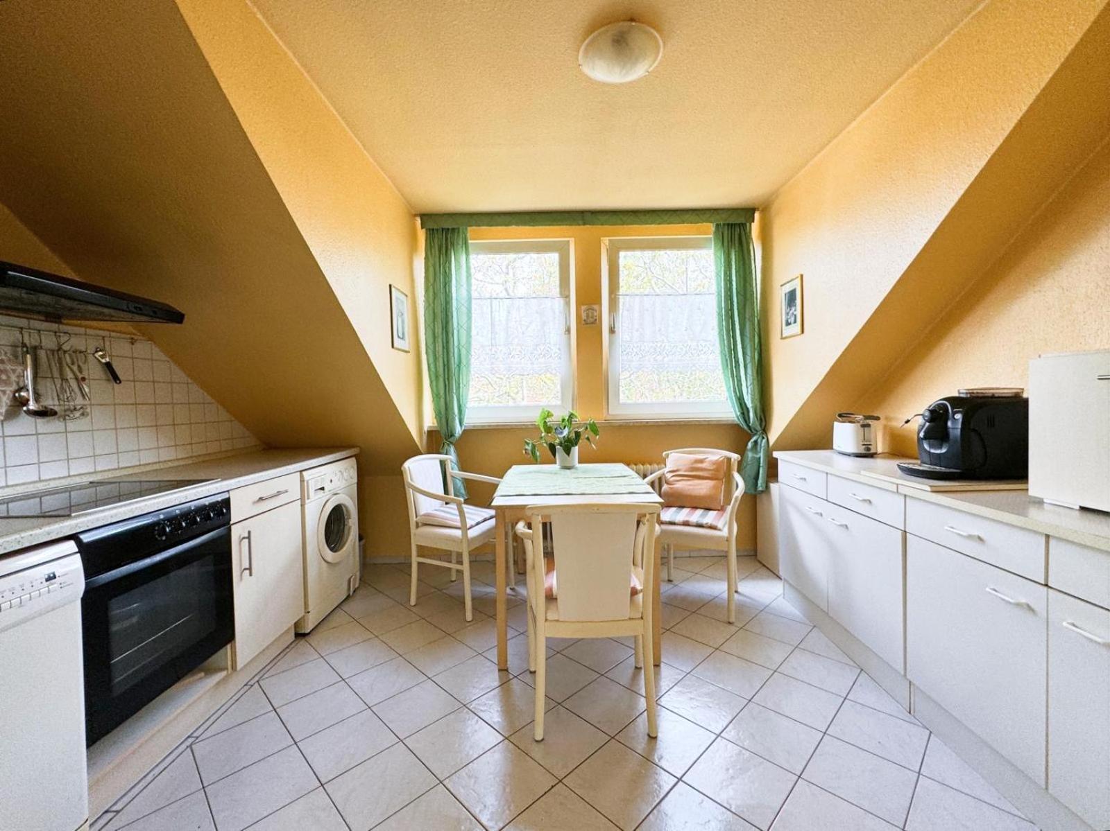 Gepflegte 3 Zimmer Wohnung! Hanover Exterior photo